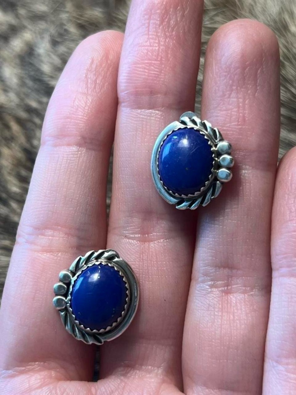 Sterling silver Native American Navajo minimalist lapis lazuli clip on earrings